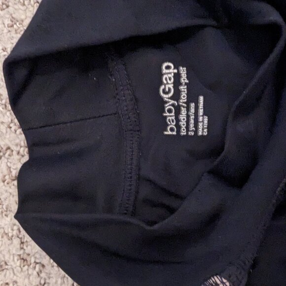 2 swim shirts / rash guards boys size 2 t - Picture 4 of 4